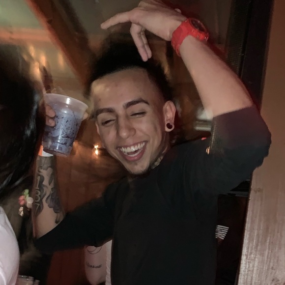 Meet your Posher, Jesus - Picture 1 of 1